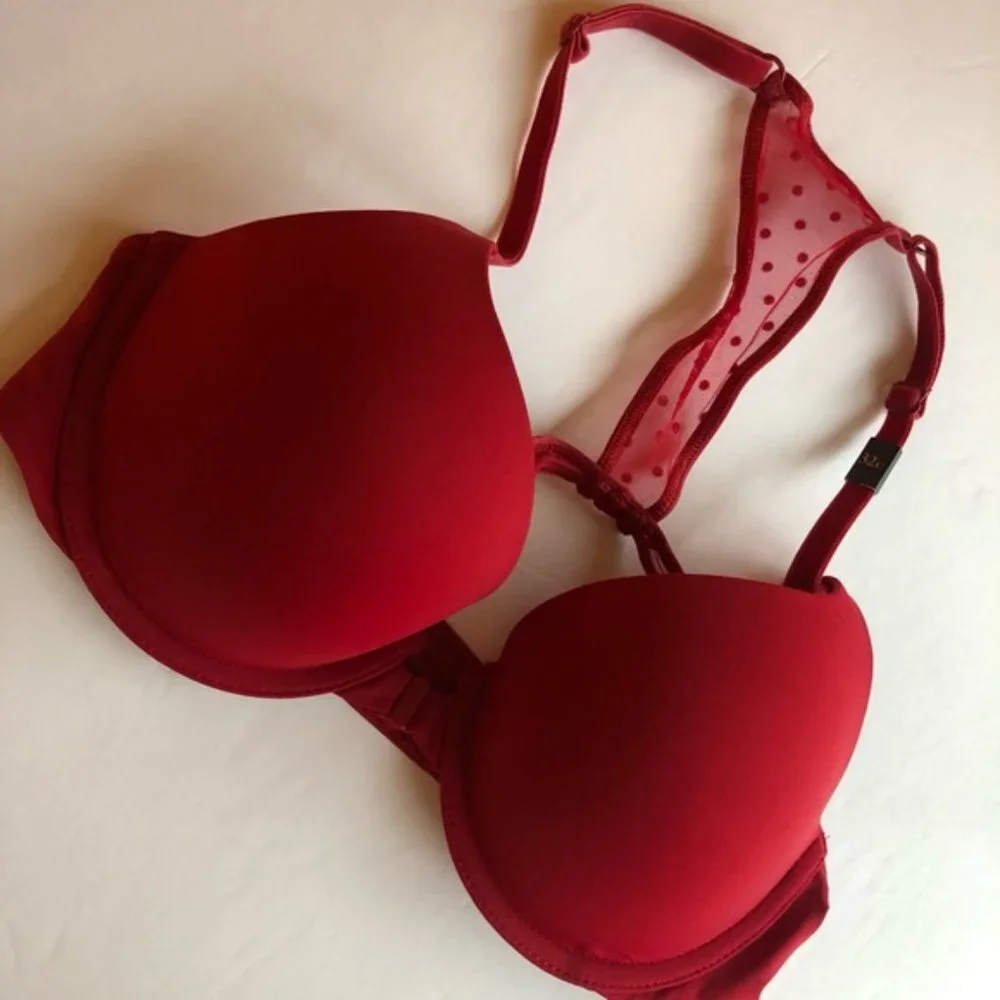 Victoria’s Secret Front Close‎ Polka dot back bra